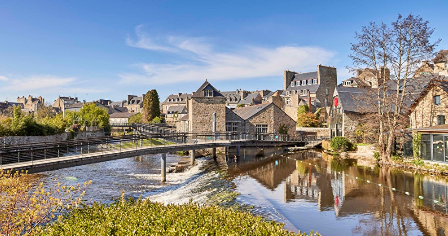 Peter II Castle, France